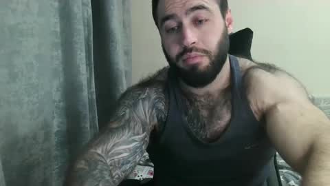Snapshot of aaron_royal chatting on May 7, 6:02 pm Davin tayl online show from May 7, 6:02 pm