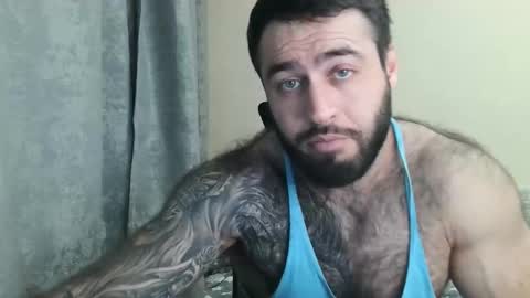 Snapshot of aaron_royal chatting on May 12, 4:15 pm Davin tayl online show from May 12, 4:15 pm