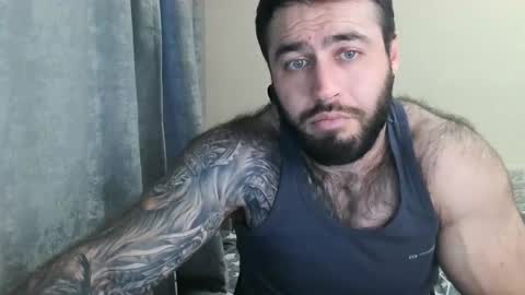 Snapshot of aaron_royal chatting on May 14, 3:30 pm Davin tayl online show from May 14, 3:30 pm