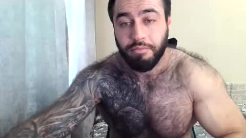 Snapshot of aaron_royal chatting on May 19, 3:24 am Davin tayl online show from May 19, 3:24 am