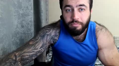 Snapshot of aaron_royal chatting on May 26, 5:20 pm Davin tayl online show from May 26, 5:20 pm