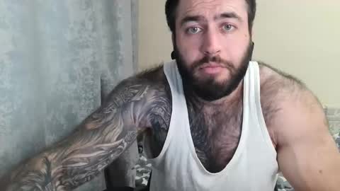 Snapshot of aaron_royal chatting on May 28, 12:13 pm Davin tayl online show from May 28, 12:13 pm