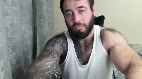 Snapshot of aaron_royal chatting on May 31, 6:09 pm Davin tayl online show from May 31, 6:09 pm