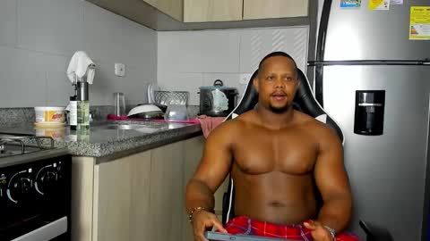 Aaron online show from October 1, 10:43 am