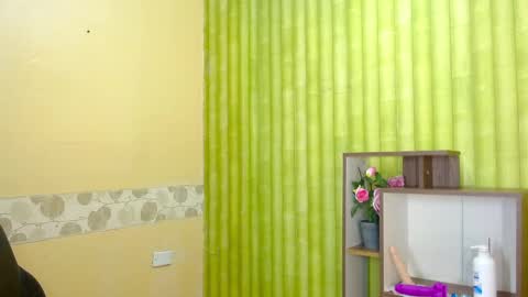 Snapshot of aaronbakers chatting on January 8, 9:10 am im NiallDun online show from January 8, 9:10 am