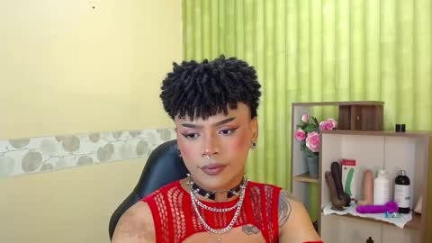 Snapshot of aaronbakers chatting on March 8, 5:28 am im NiallDun online show from March 8, 5:28 am