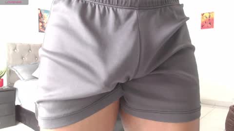 Snapshot of aaronblack1_ chatting on April 24, 2:30 pm Heyy my name is Aaron online show from April 24, 2:30 pm
