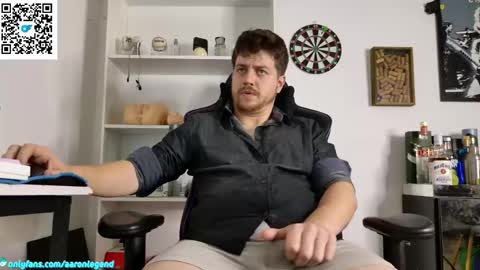 Aaron  online show from March 31, 8:42 pm