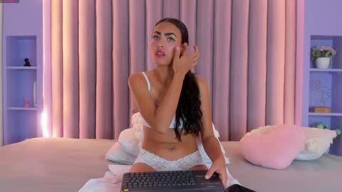   AASHLEY  online show from February 2, 11:40 am