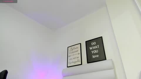 abbey_walker online show from February 27, 10:48 am