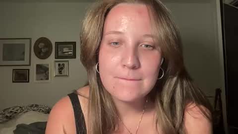 abbeytoocute online show from March 24, 2:27 am