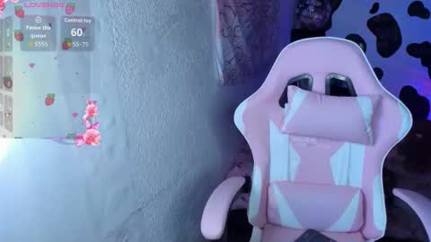 April online show from February 10, 11:09 pm