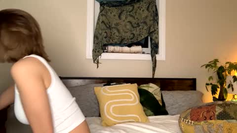 Snapshot of abbienextdoor chatting on February 15, 2:15 am Abbie online show from February 15, 2:15 am