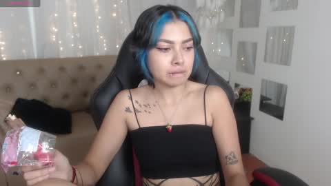 Abbi online show from December 2, 7:38 pm