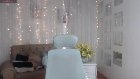 Abbi online show from March 8, 7:09 pm