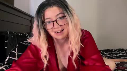 Abbi Willow online show from July 6, 3:14 pm