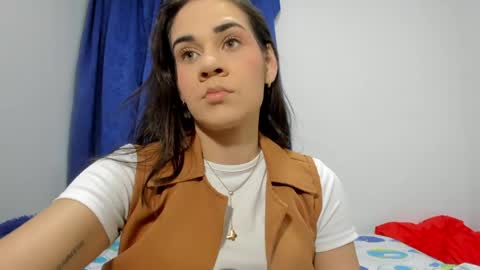 Snapshot of abby_connie chatting on April 29, 3:10 am Abby Connie online show from April 29, 3:10 am