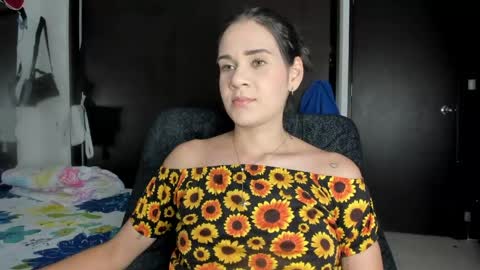 Snapshot of abby_connie chatting on June 2, 3:19 am Abby Connie online show from June 2, 3:19 am