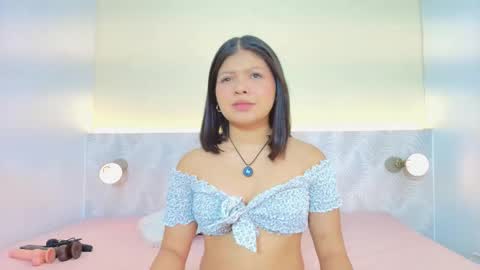 Snapshot of abby_coper1 chatting on May 26, 12:23 pm abby_coper1 online show from May 26, 12:23 pm