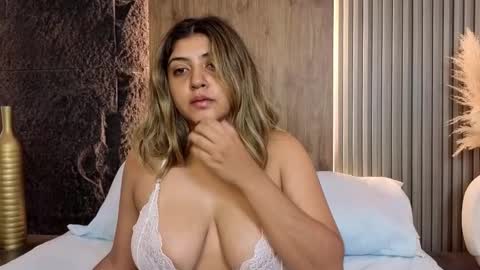 Abbygail online show from October 30, 11:55 am