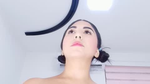 Abby online show from December 17, 7:09 pm