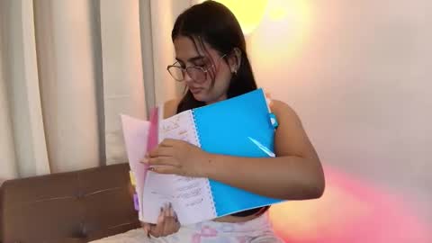 abby_raschell online show from February 20, 6:26 am