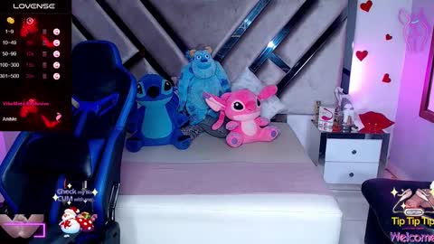 Snapshot of abby_sexyxx chatting on December 16, 1:21 am abby sexyxx online show from December 16, 1:21 am