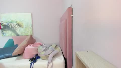 Snapshot of abby_stonne_ chatting on July 11, 12:19 pm ABBY STONNE online show from July 11, 12:19 pm