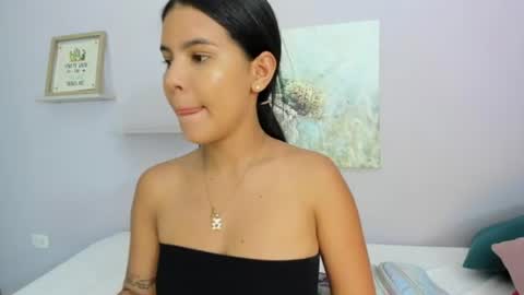 Snapshot of abby_stonne_ chatting on July 27, 12:01 pm ABBY STONNE online show from July 27, 12:01 pm