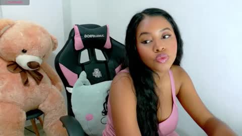 Snapshot of abby_tits chatting on February 28, 12:43 am ABBY  online show from February 28, 12:43 am