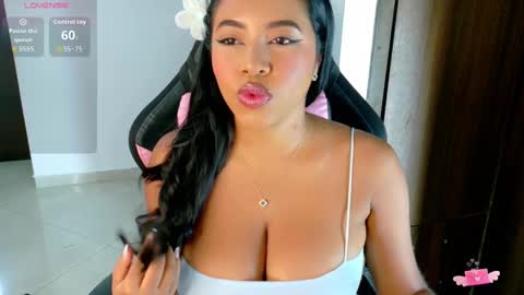 Snapshot of abby_tits chatting on September 21, 6:09 pm ABBY  online show from September 21, 6:09 pm