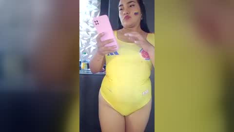 Snapshot of abbycarteer chatting on June 28, 1:55 am abbycarteer online show from June 28, 1:55 am