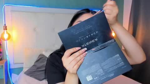 Abby Dixon  online show from March 11, 12:22 pm