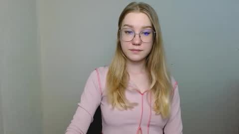 Abby Lovense is active online show from February 16, 12:12 pm