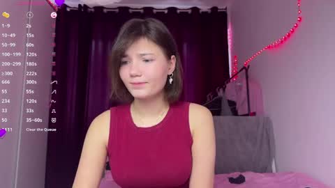 Snapshot of abbymoos chatting on April 13, 9:37 am Abby online show from April 13, 9:37 am