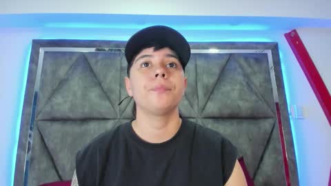 Abby Smith online show from December 16, 7:08 pm