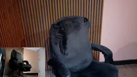 Snapshot of abbystones chatting on July 14, 11:38 am Abby Stones online show from July 14, 11:38 am
