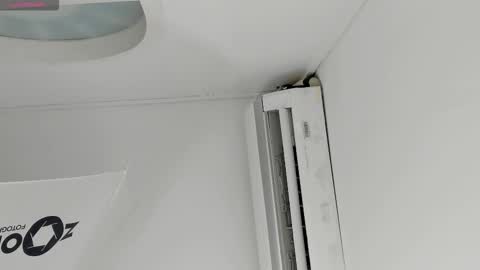 abbyswan_ online show from February 5, 11:48 am