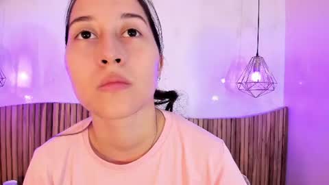 Snapshot of abbysweet1_ chatting on June 22, 12:13 pm Abigail online show from June 22, 12:13 pm