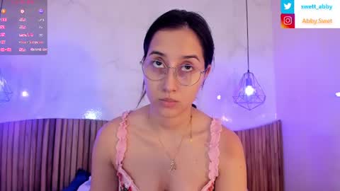 Snapshot of abbysweet1_ chatting on July 8, 12:31 pm Abigail online show from July 8, 12:31 pm
