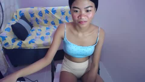 Snapshot of abbywinter18 chatting on September 26, 12:47 am abbywinter18 online show from September 26, 12:47 am