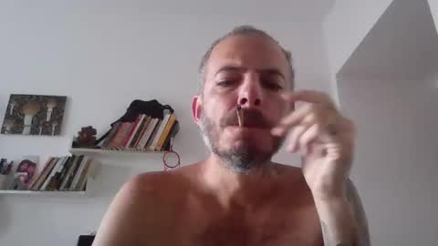 Snapshot of abcfucknlove chatting on December 17, 9:39 am hotmansolo online show from December 17, 9:39 am