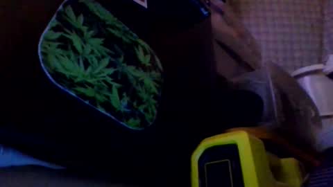 Snapshot of abdaziz8686 chatting on March 3, 1:12 am abdaziz8686 online show from March 3, 1:12 am