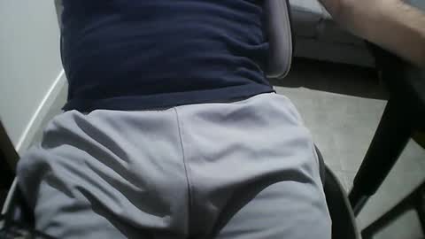 Snapshot of abddd4 chatting on March 17, 8:06 am ethan199111 online show from March 17, 8:06 am