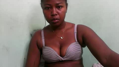 abella677022 online show from February 20, 2:41 am