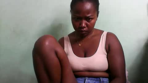 abella677022 online show from March 5, 5:03 am