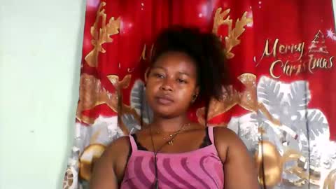 Snapshot of abella677022 chatting on May 30, 7:00 pm abella677022 online show from May 30, 7:00 pm