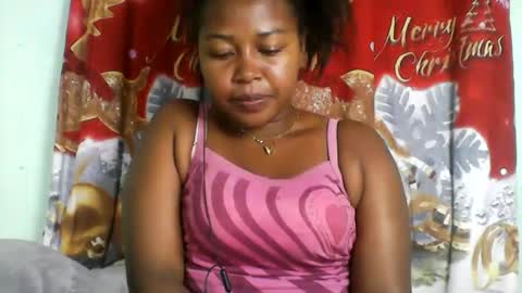 Snapshot of abella677022 chatting on June 9, 4:51 pm abella677022 online show from June 9, 4:51 pm