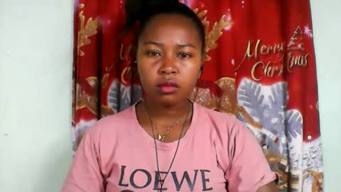 Snapshot of abella677022 chatting on June 11, 5:27 am abella677022 online show from June 11, 5:27 am