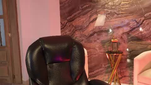 Snapshot of abellacroft chatting on July 17, 12:45 pm Abella online show from July 17, 12:45 pm
